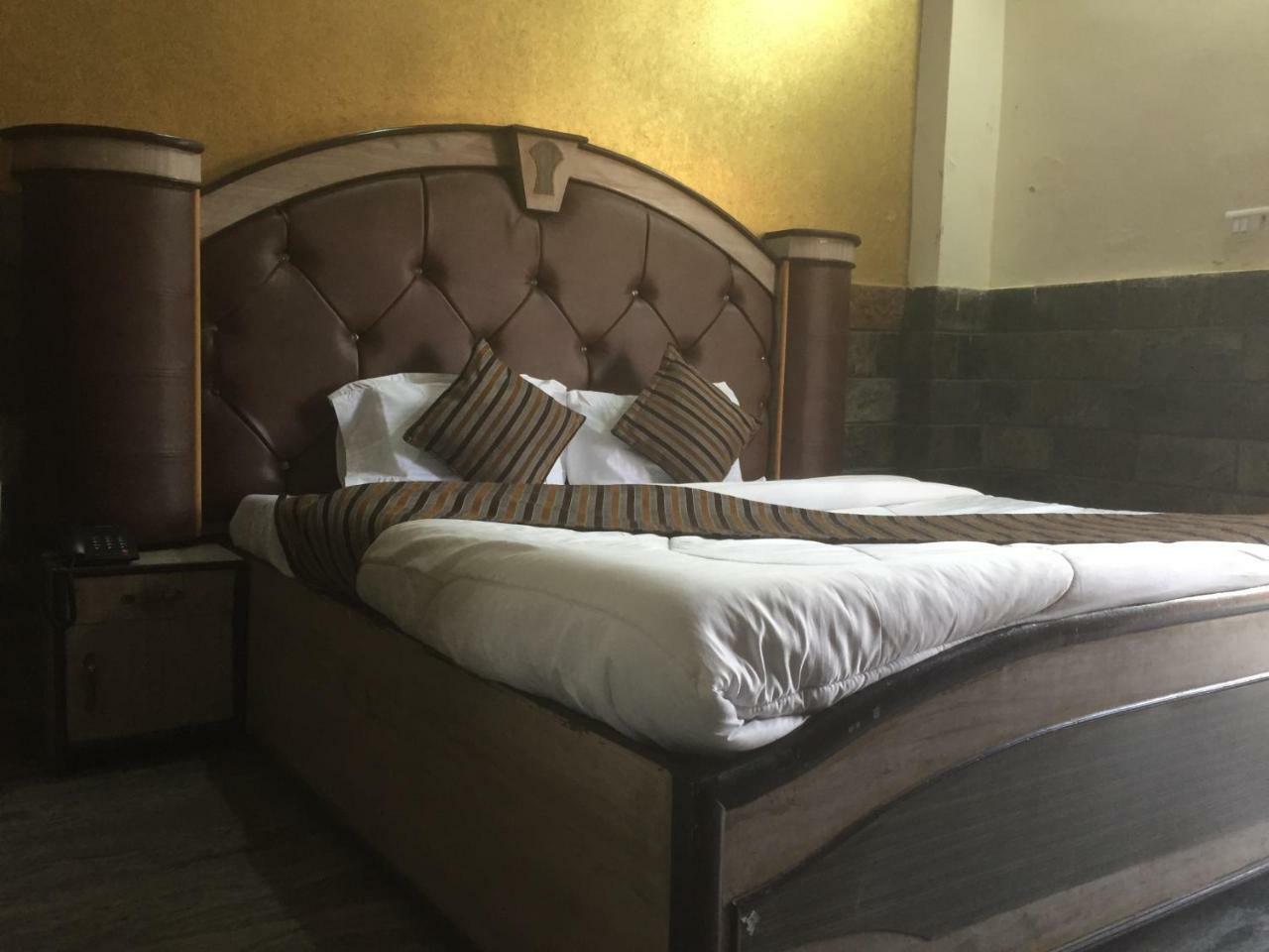 Hotel Kings Inn Haridwār Buitenkant foto